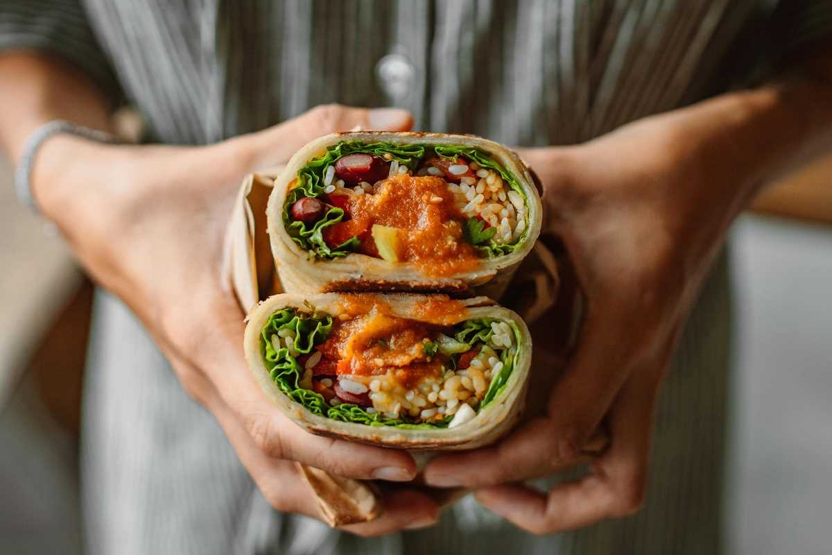 Discover the Balance Between Yoga and Healthy Cooking for Body and Kitchen Harmony